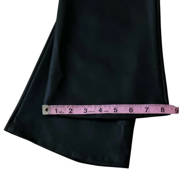 7FAM 🎸 7 For All Mankind Faux Leather High Rise Flare Pants 23 - Picture 9 of 12